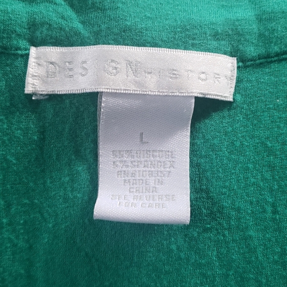 Short sleeve spring shirt great for St Patrick's Day!! - Picture 3 of 3